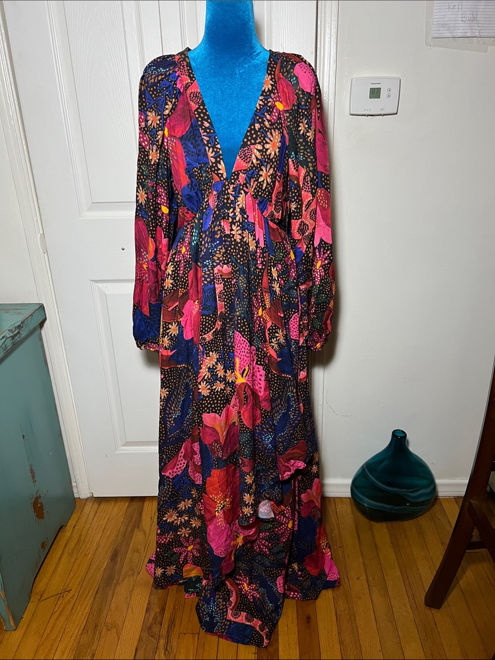 NWT FarmRio Snake Garden Black Floral Maxi Dress Women’s Medium